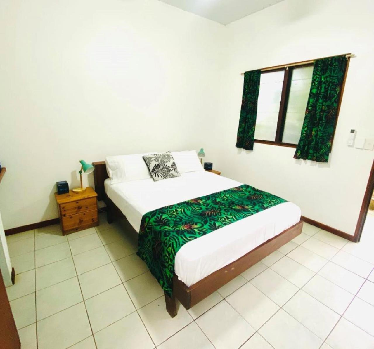Travellers Motel Vanuatu Port Vila Bagian luar foto